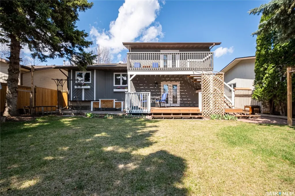 435 Christopher Road Saskatoon SK S7J 3S1