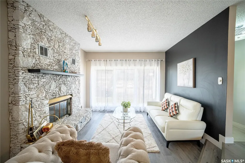 435 Christopher Road Saskatoon SK S7J 3S1