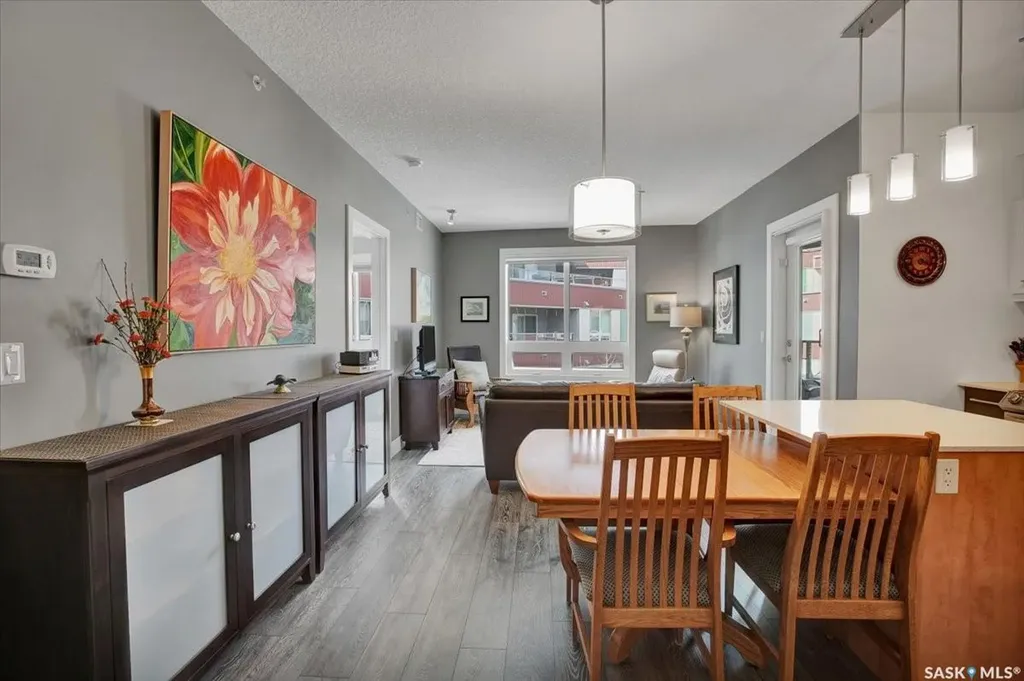 404 C Avenue S Saskatoon SK S7M 5M9