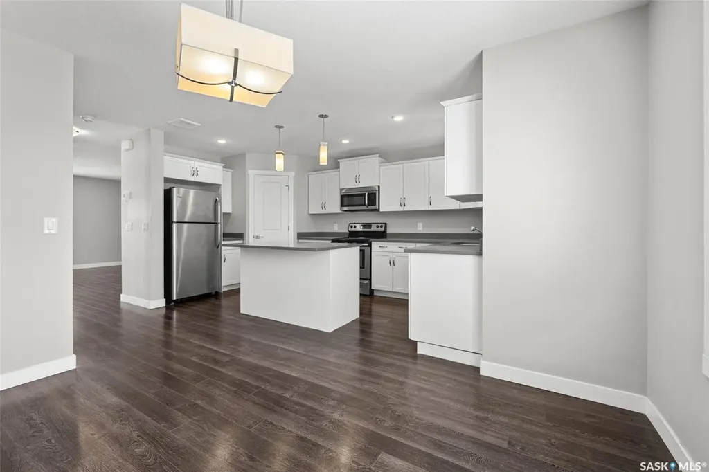 1220 Pringle Way Saskatoon SK S7T 0X5