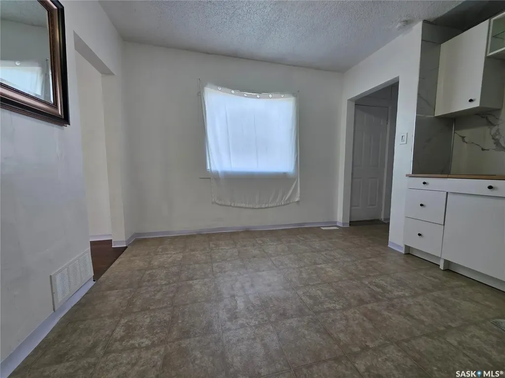 478 3rd Avenue NW Swift Current SK S9H 0S5