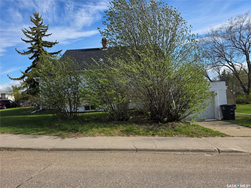 478 3rd Avenue NW Swift Current SK S9H 0S5