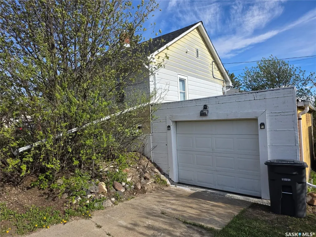 478 3rd Avenue NW Swift Current SK S9H 0S5