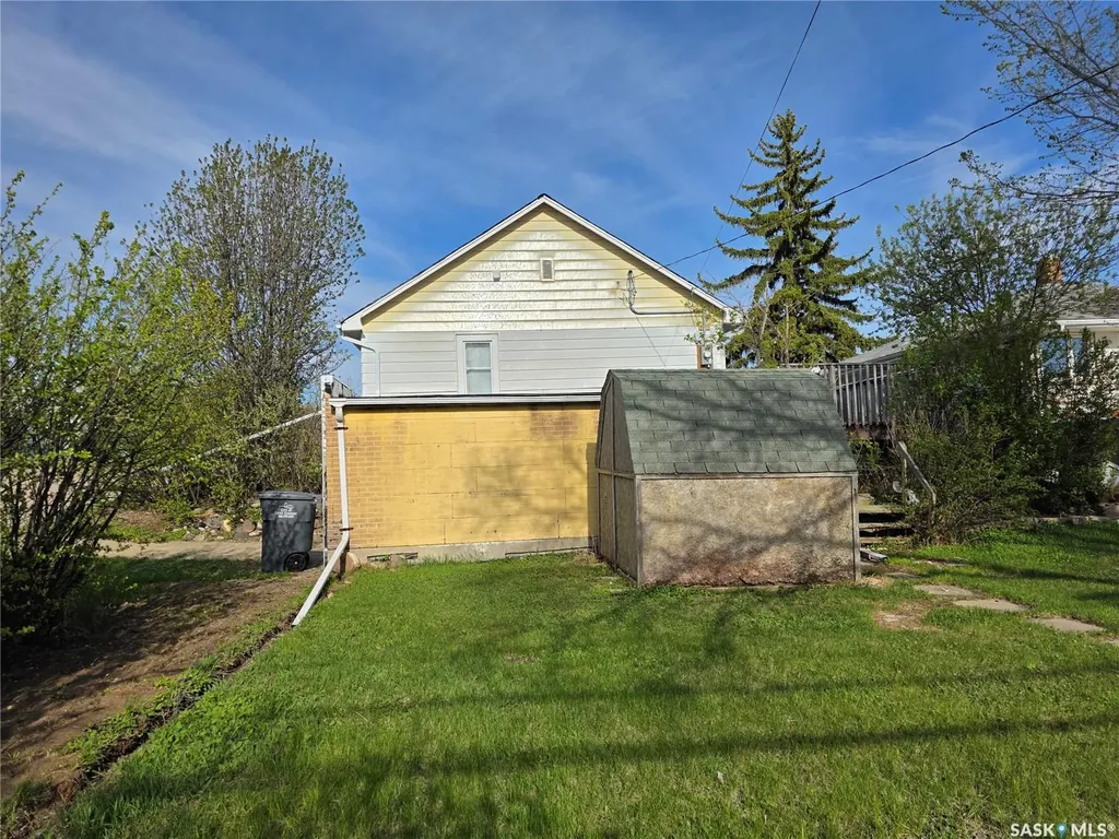 478 3rd Avenue NW Swift Current SK S9H 0S5