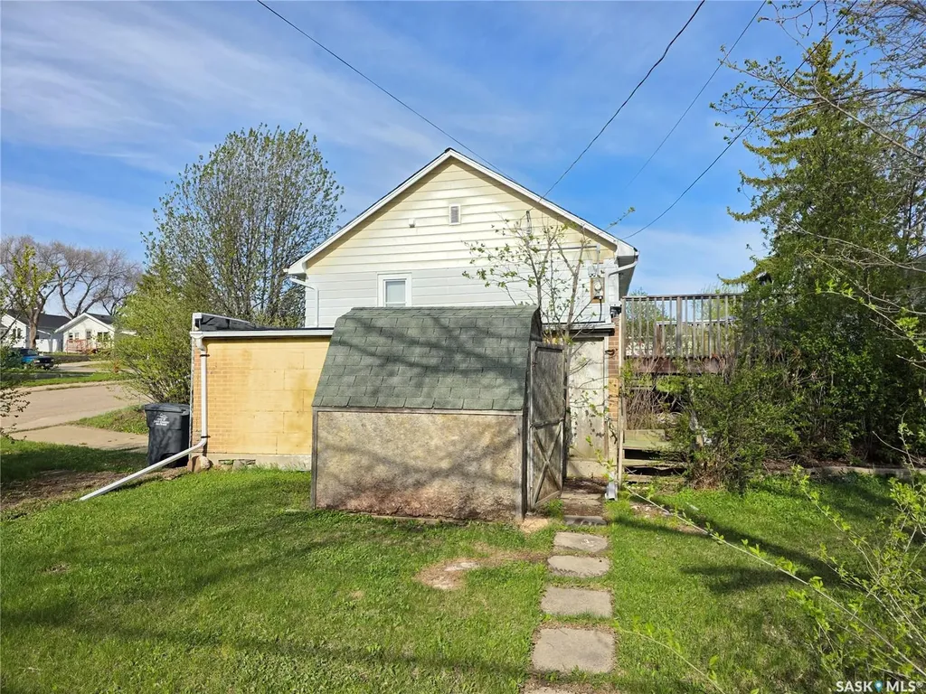478 3rd Avenue NW Swift Current SK S9H 0S5