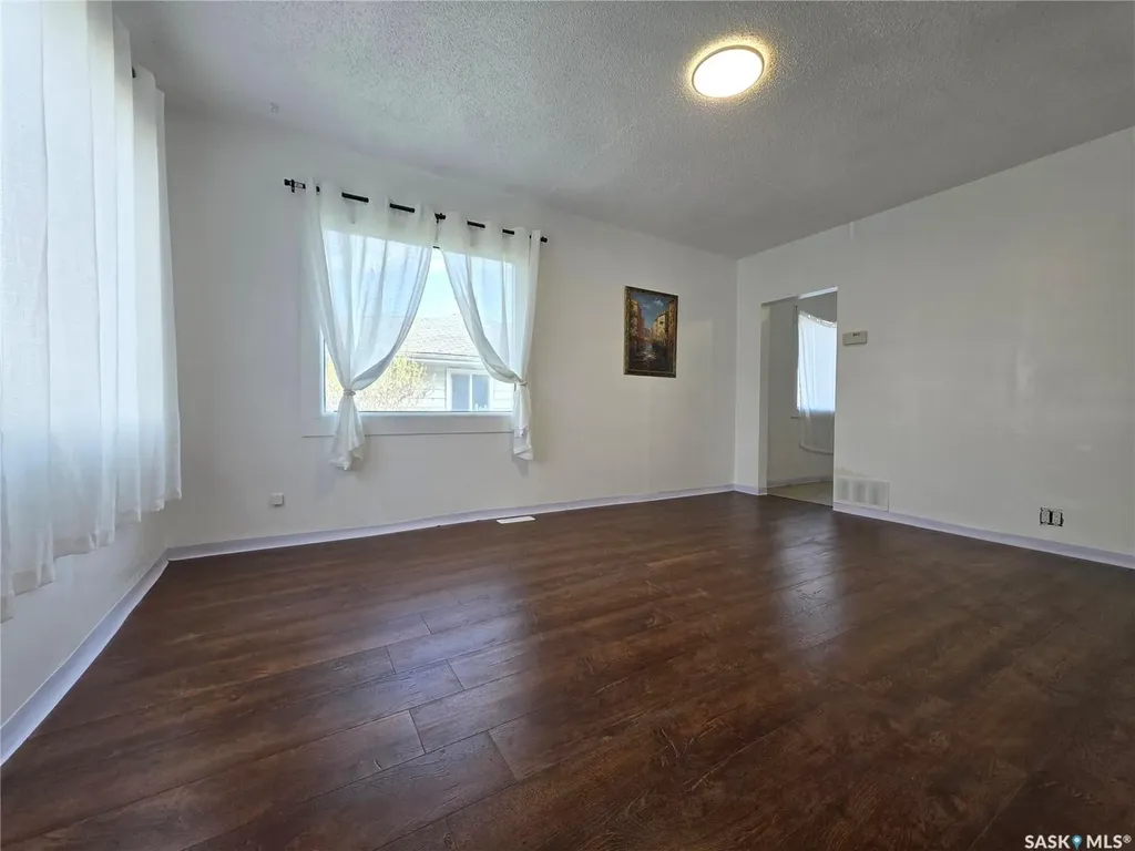 478 3rd Avenue NW Swift Current SK S9H 0S5