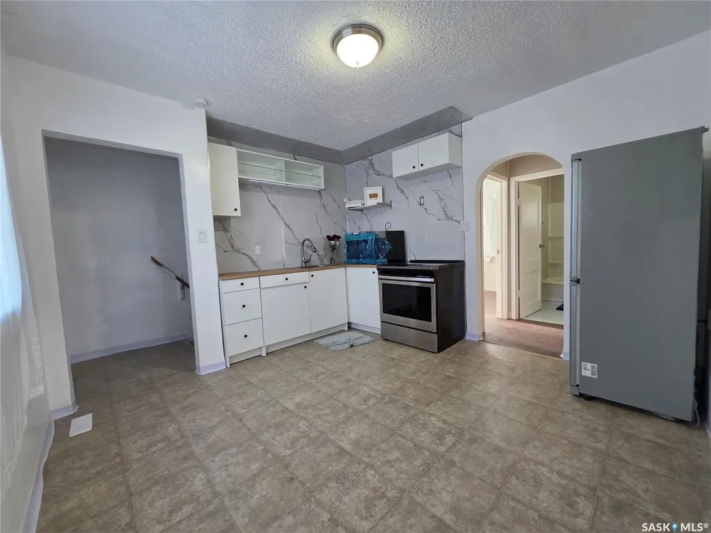478 3rd Avenue NW Swift Current SK S9H 0S5