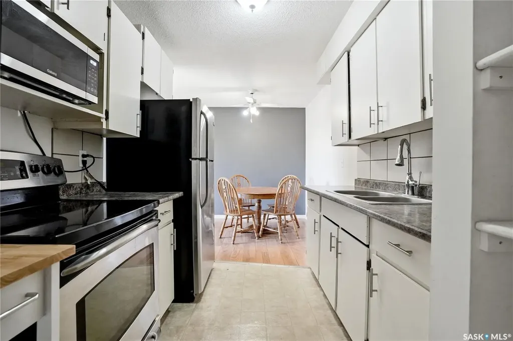 4174 Castle Road Regina SK S4S 6A4