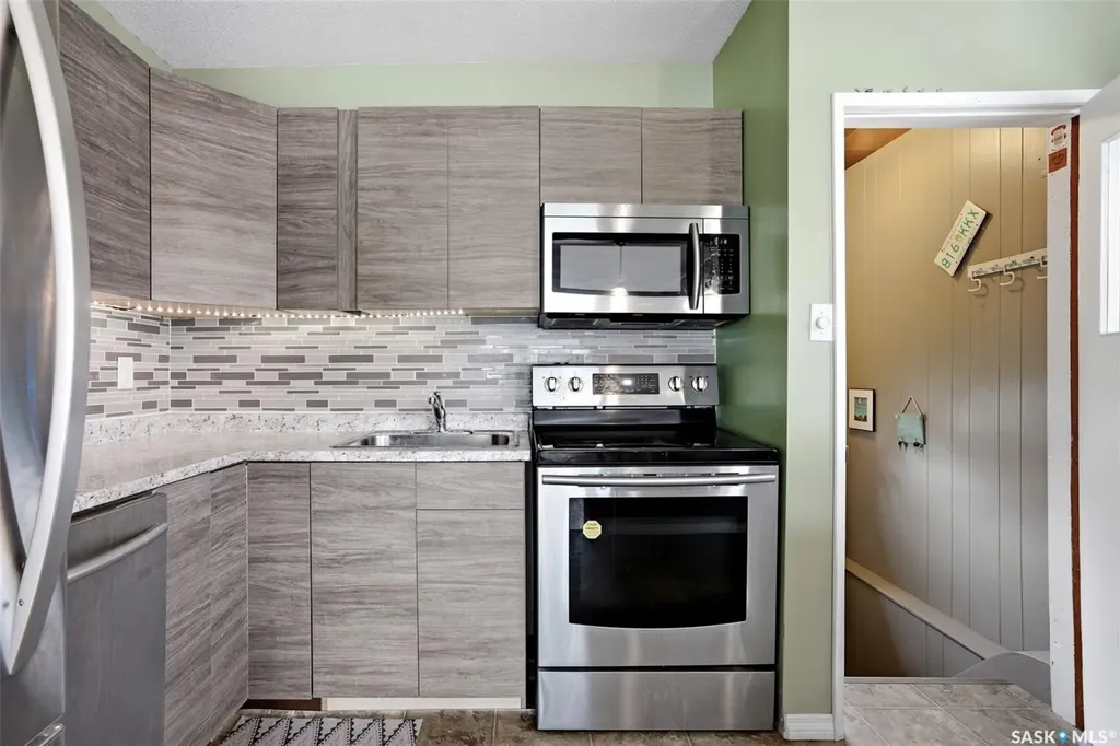 2249 Atkinson Street Regina SK S4N 3X2