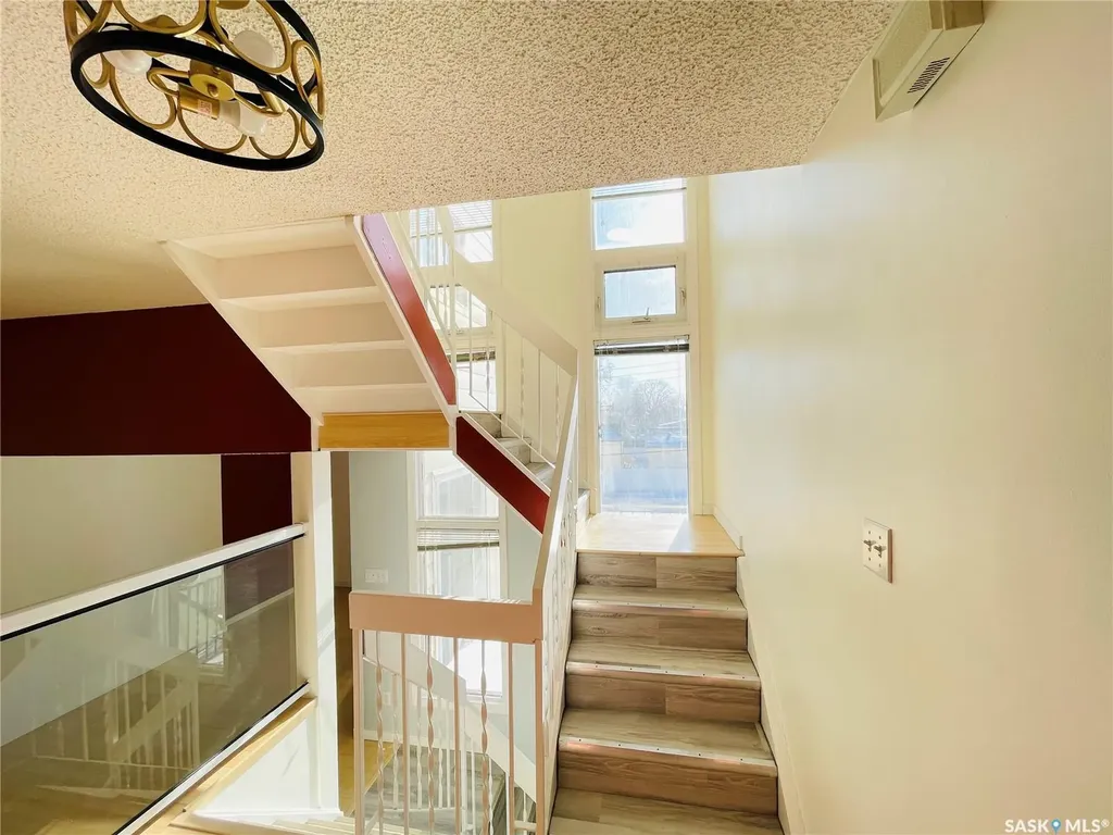 5026 10th Avenue Regina SK S4T 7P4
