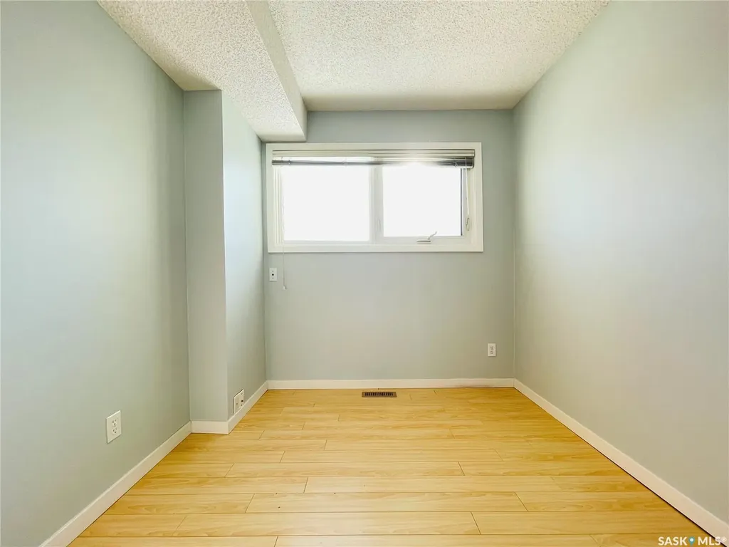5026 10th Avenue Regina SK S4T 7P4