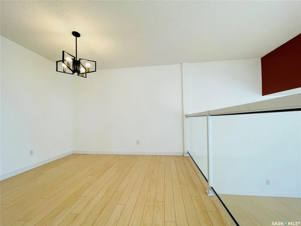 5026 10th Avenue Regina SK S4T 7P4