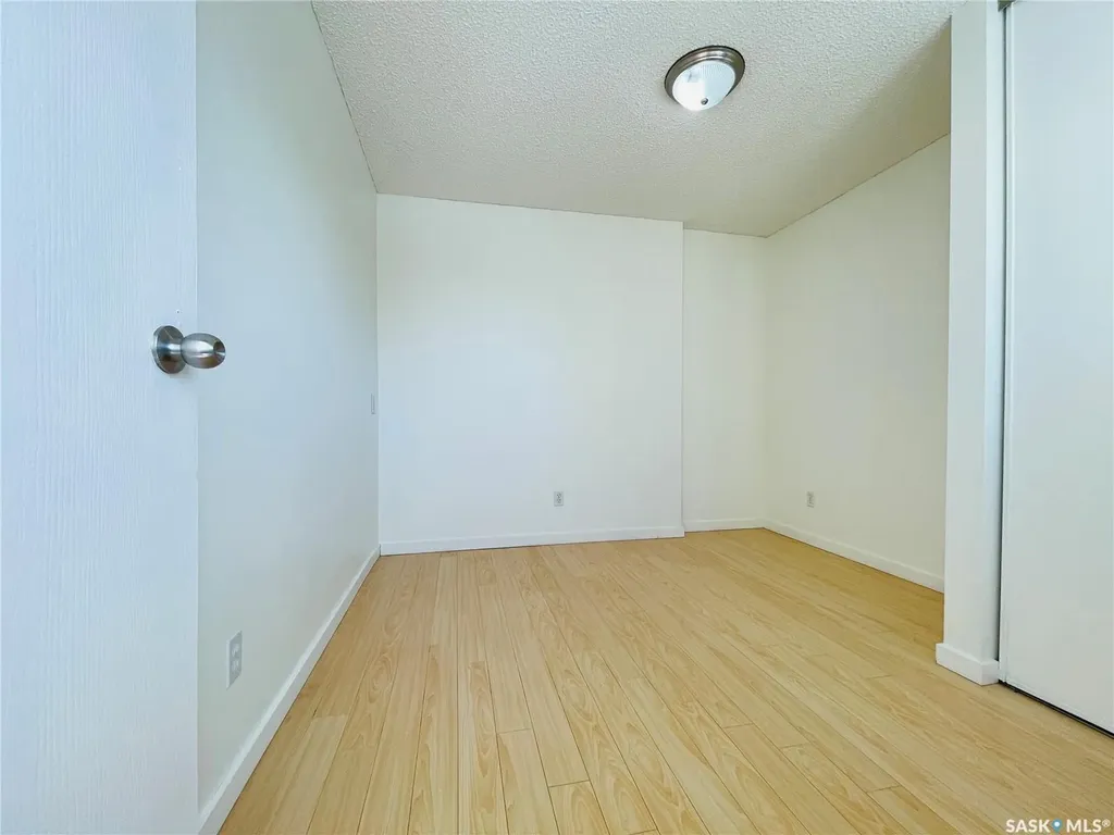 5026 10th Avenue Regina SK S4T 7P4