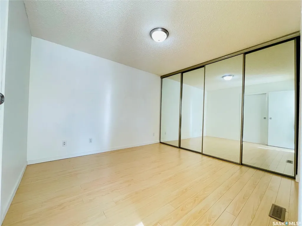 5026 10th Avenue Regina SK S4T 7P4