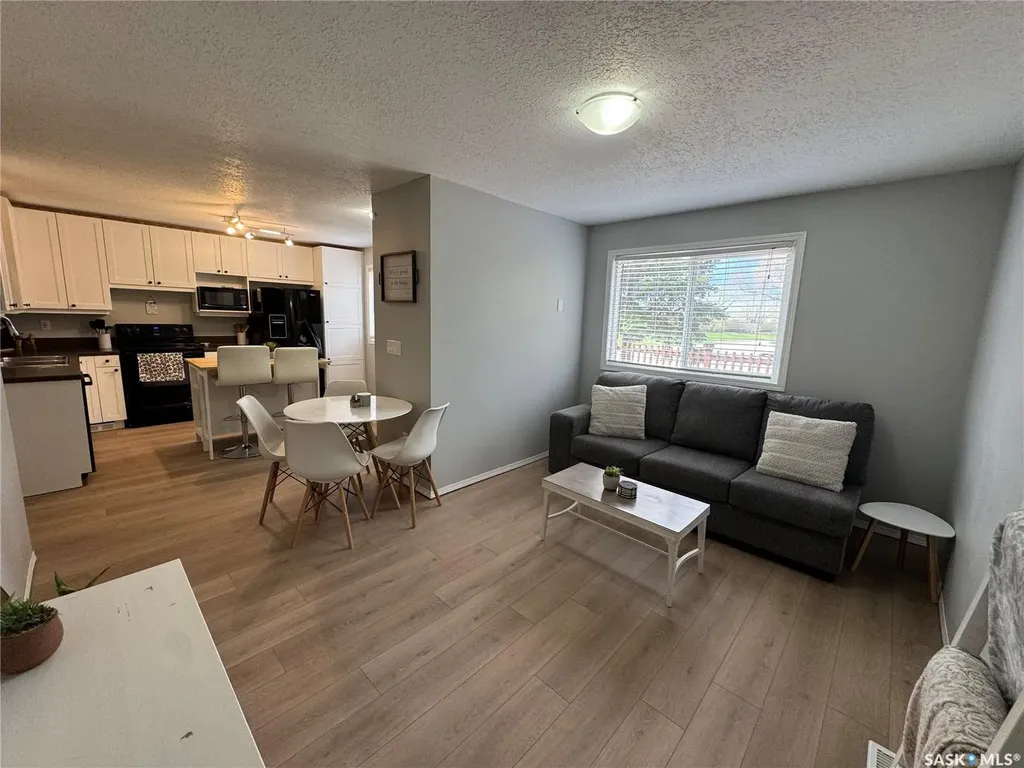 43 Marshall Crescent Regina SK S4R 4Y8