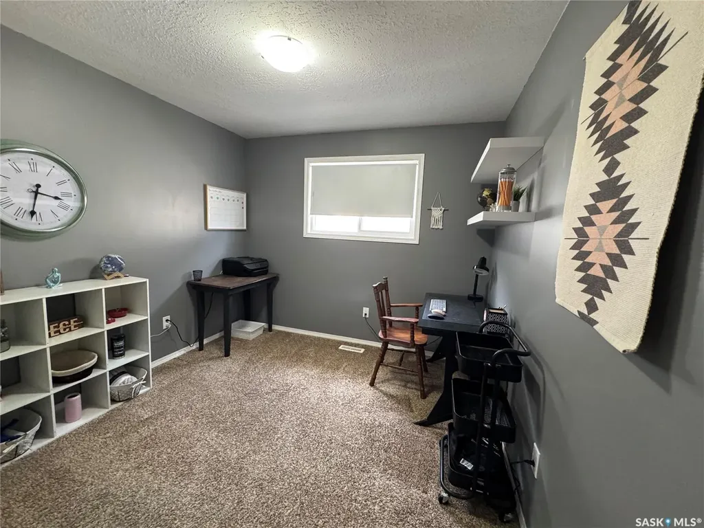 43 Marshall Crescent Regina SK S4R 4Y8