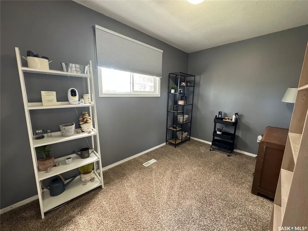 43 Marshall Crescent Regina SK S4R 4Y8