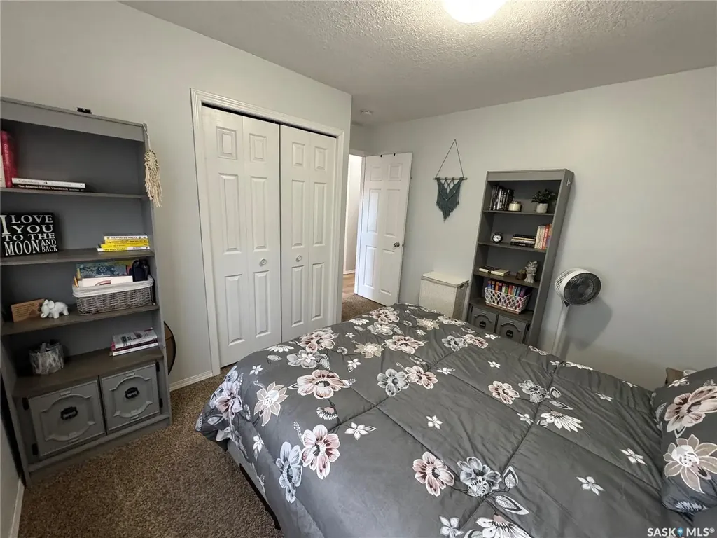43 Marshall Crescent Regina SK S4R 4Y8