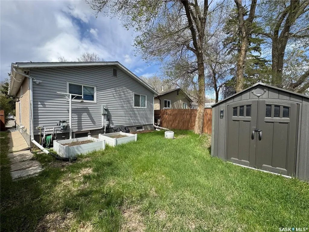 43 Marshall Crescent Regina SK S4R 4Y8