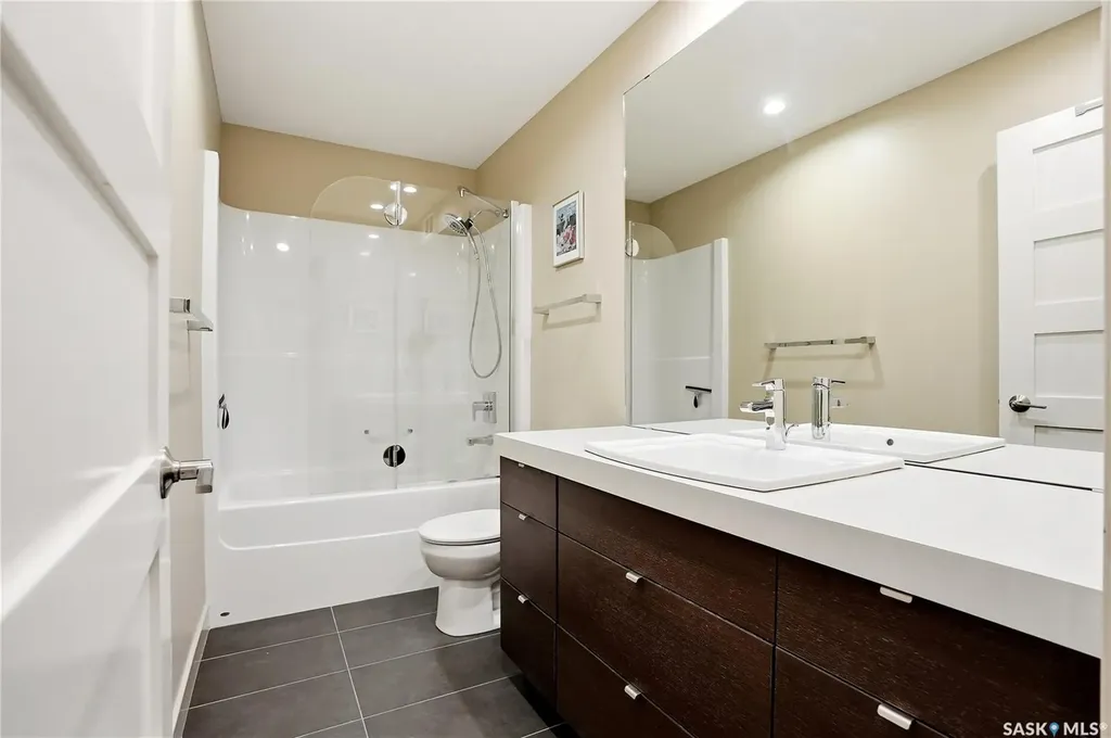 1212 Broadway Avenue E Saskatoon SK S7H 2A3
