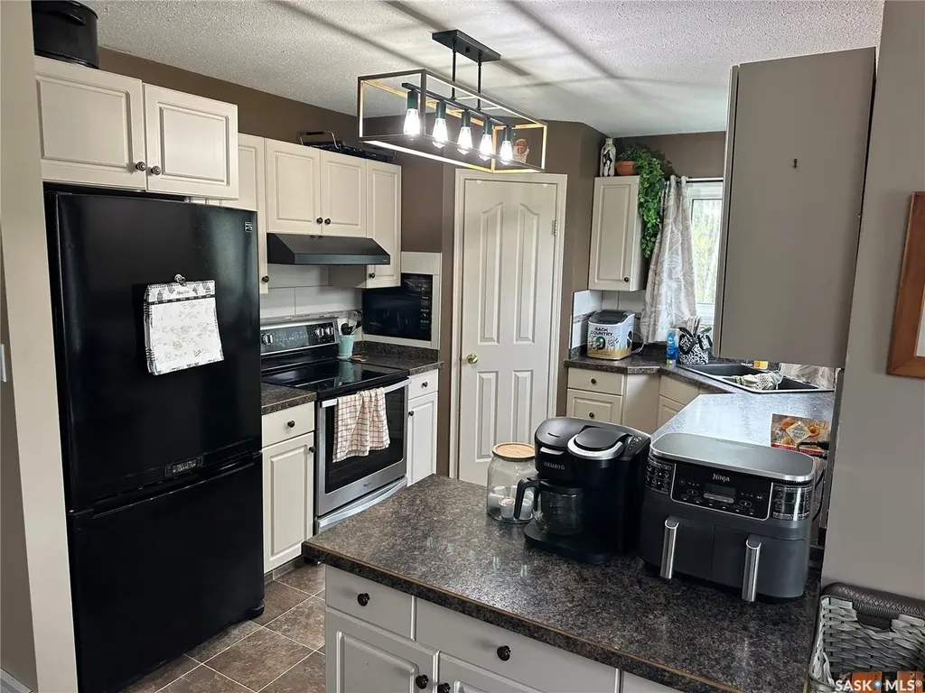 228 6th Avenue N Big River SK S0J 0E0