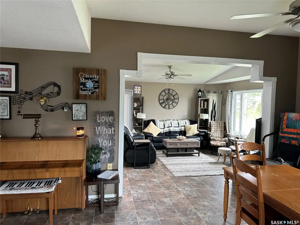 228 6th Avenue N Big River SK S0J 0E0