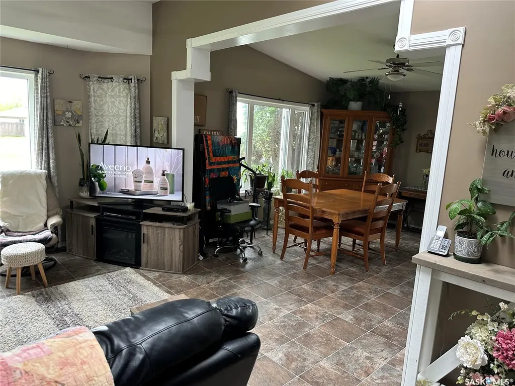228 6th Avenue N Big River SK S0J 0E0
