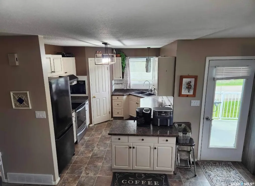 228 6th Avenue N Big River SK S0J 0E0