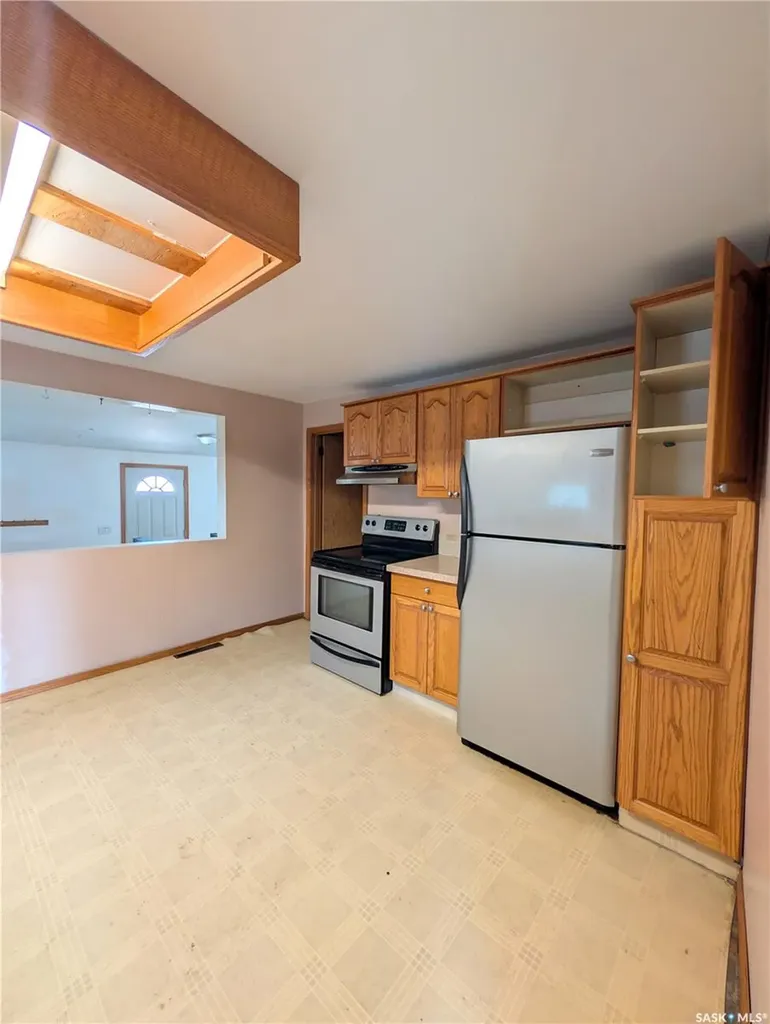 4366 Price Avenue Gull Lake SK S0N 1A0