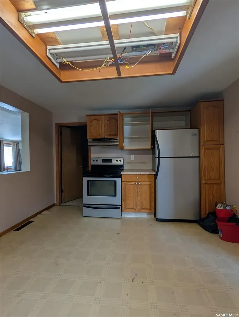 4366 Price Avenue Gull Lake SK S0N 1A0