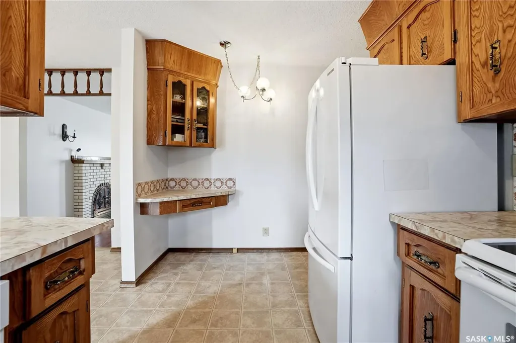 43 Springstein Avenue Regina SK S4R 7J4