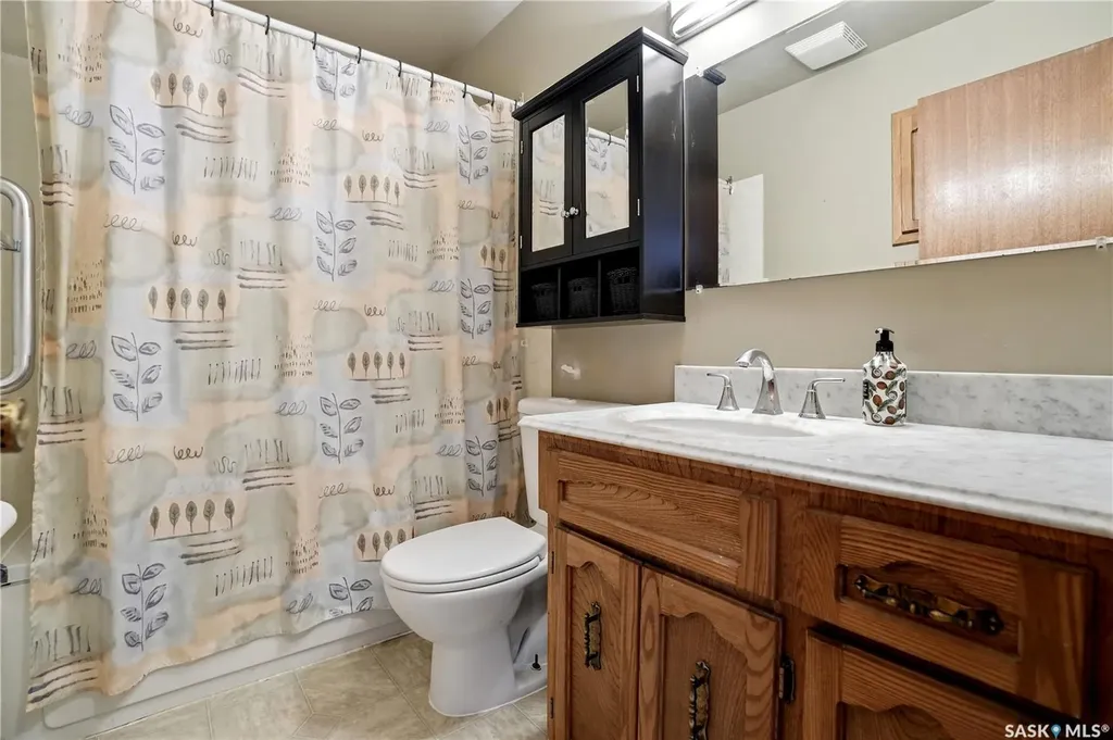 43 Springstein Avenue Regina SK S4R 7J4