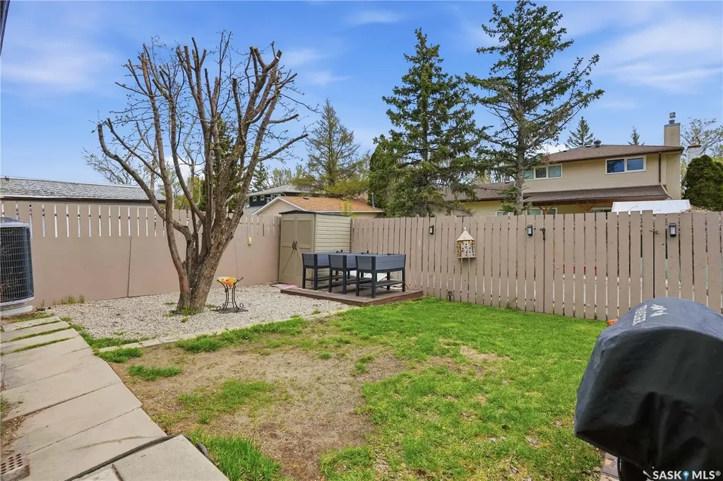 43 Springstein Avenue Regina SK S4R 7J4
