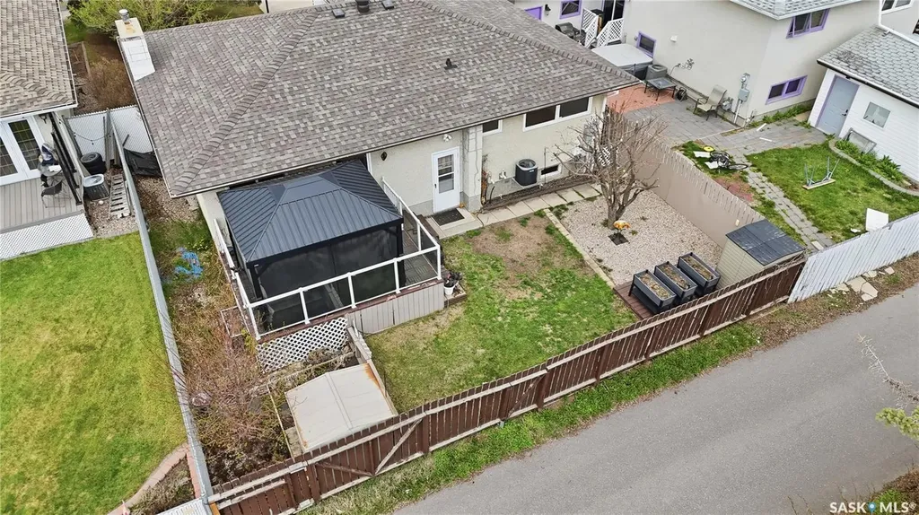 43 Springstein Avenue Regina SK S4R 7J4