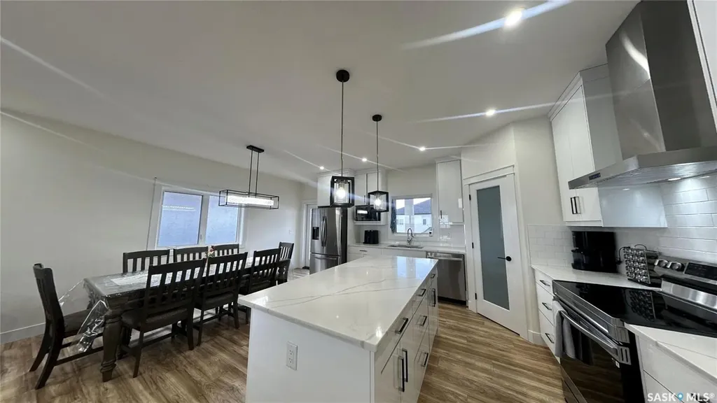 2535 Rosewood Drive Saskatoon SK S7V 0L8