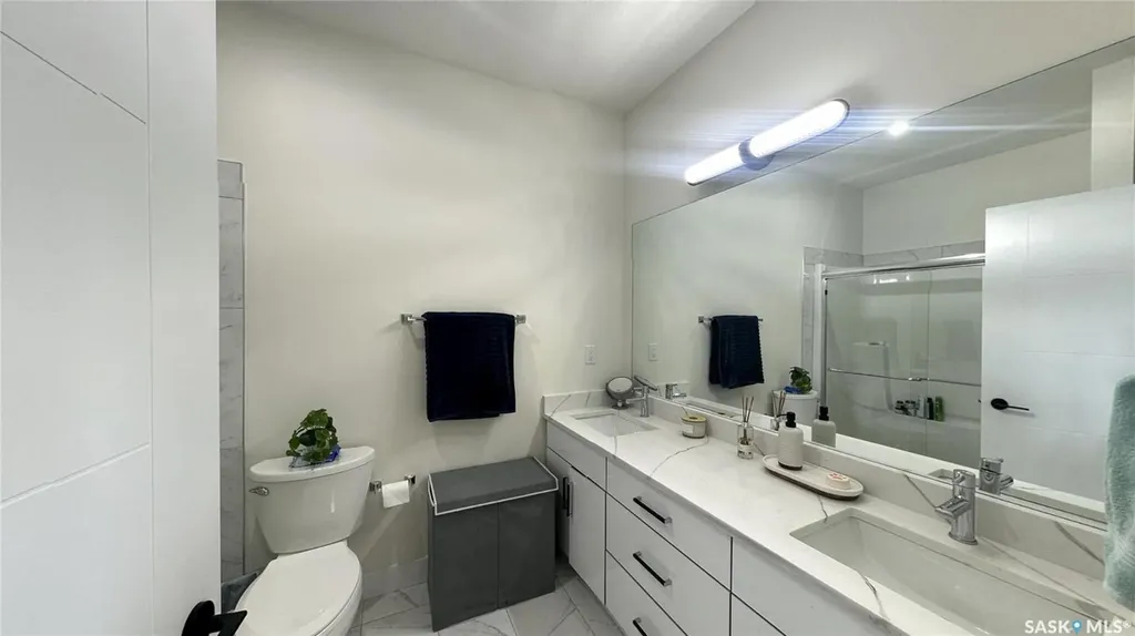 2535 Rosewood Drive Saskatoon SK S7V 0L8