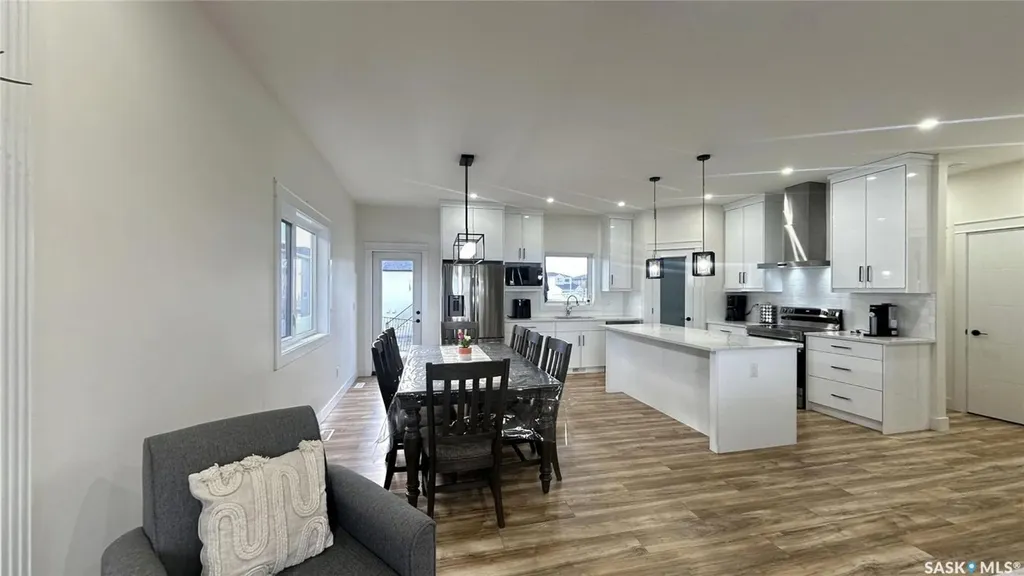 2535 Rosewood Drive Saskatoon SK S7V 0L8