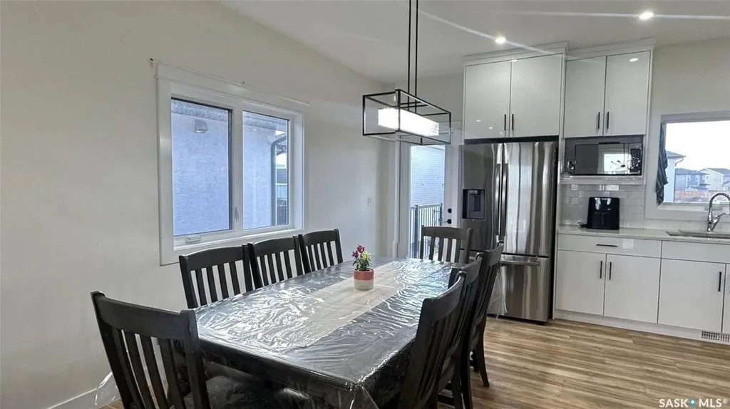 2535 Rosewood Drive Saskatoon SK S7V 0L8