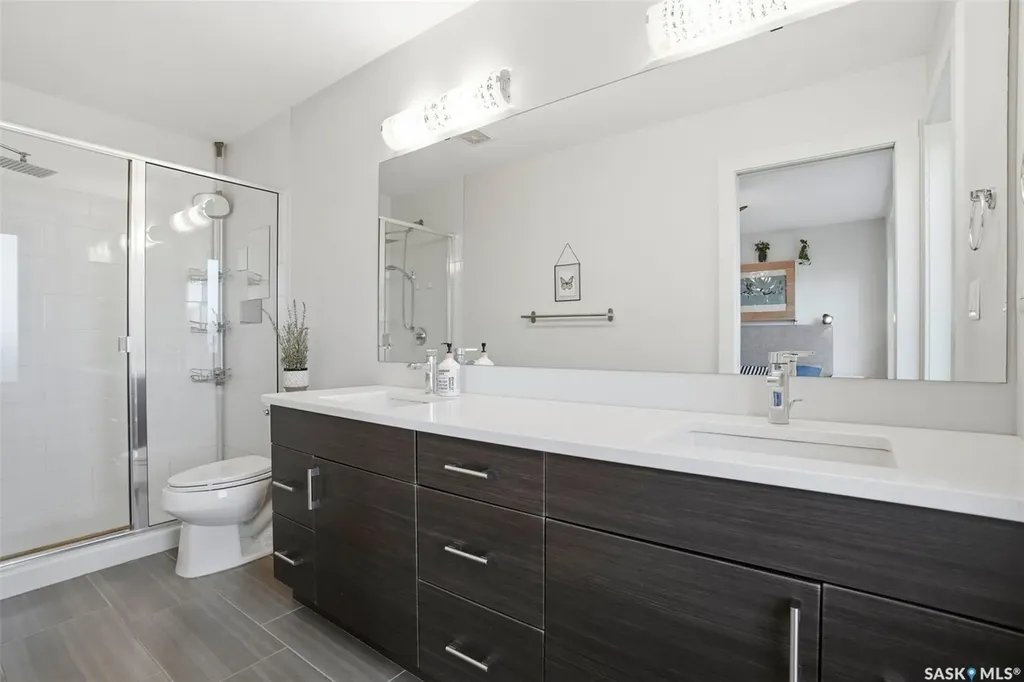 737 Meadows Boulevard Saskatoon SK S7V 0L3