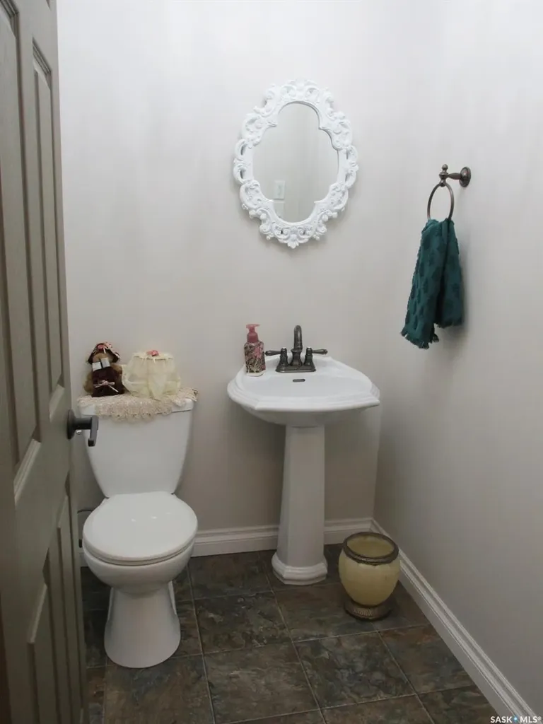 29 Hillview Drive Tobin Lake SK S0E 1E0