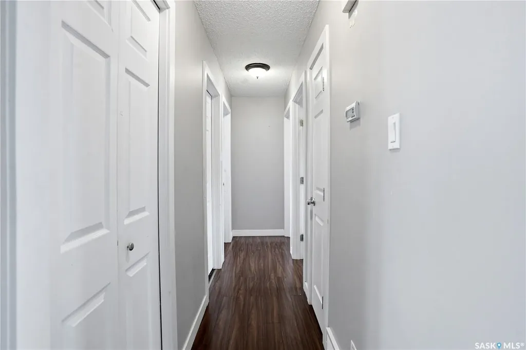 330 Devonshire Crescent Saskatoon SK S7L 5V8
