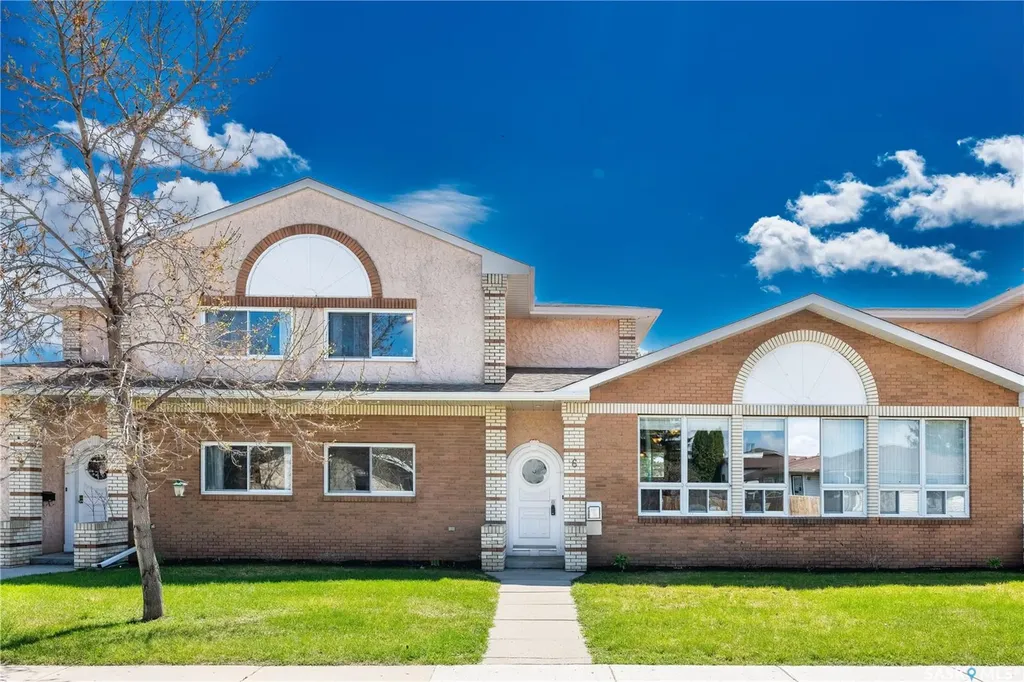 107 Rever Road Saskatoon SK S7T 0Y4