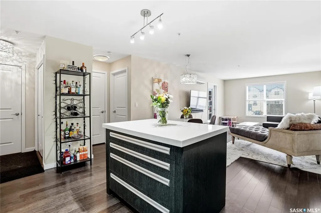 1640 Dakota Drive Regina SK S4Z 0A4