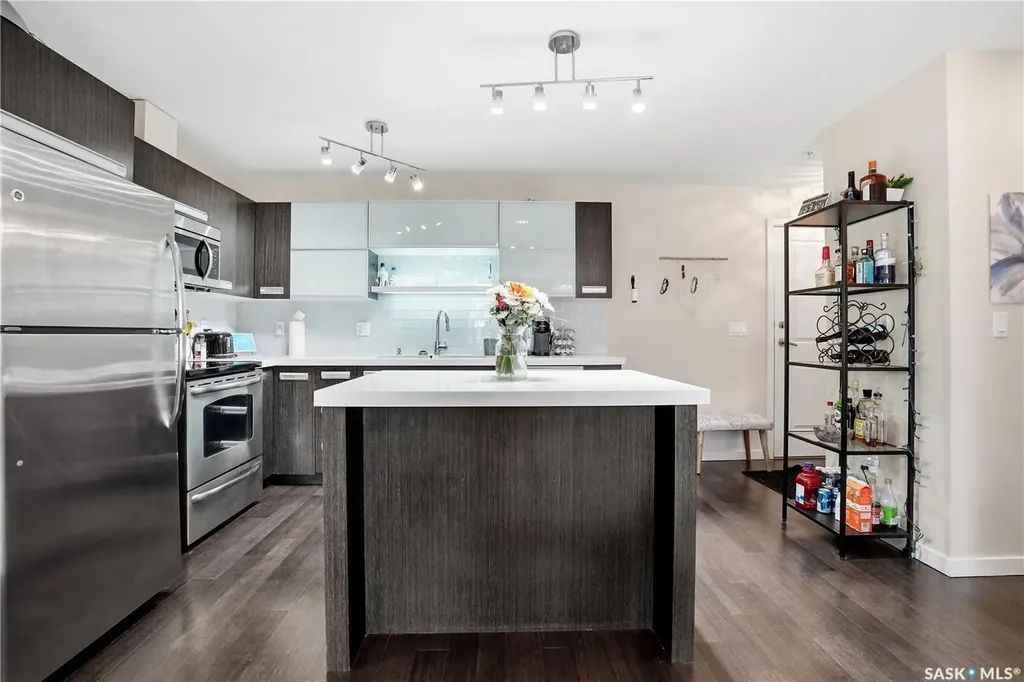 1640 Dakota Drive Regina SK S4Z 0A4