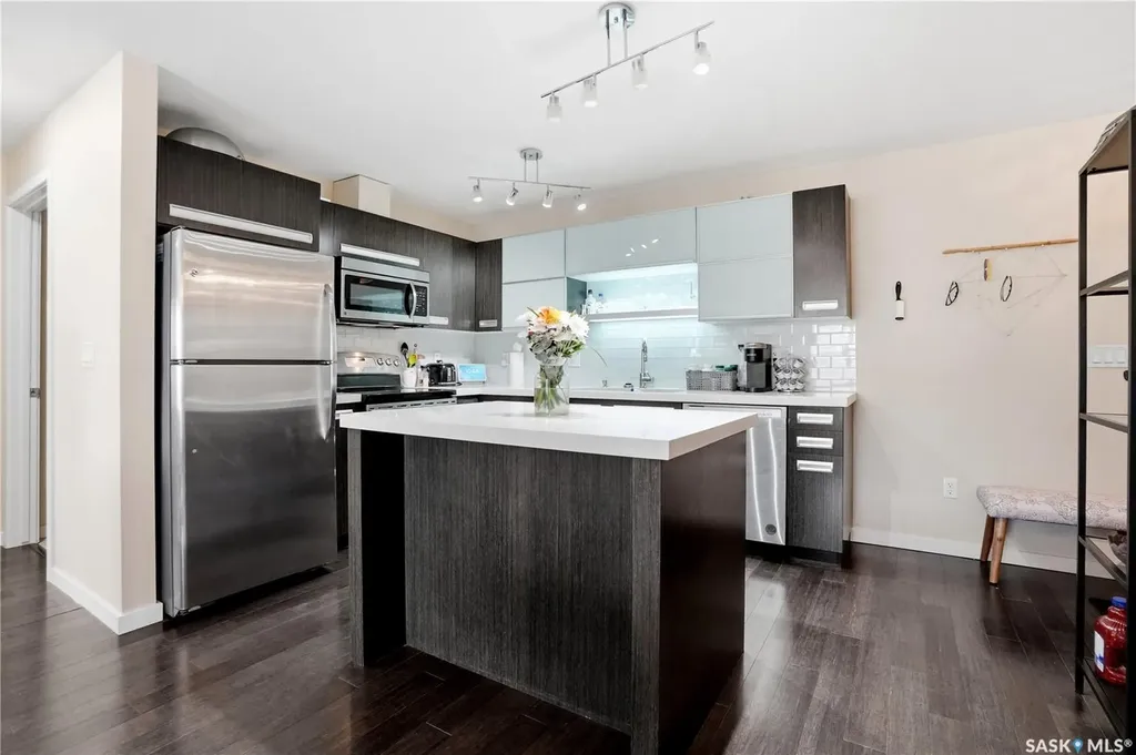 1640 Dakota Drive Regina SK S4Z 0A4