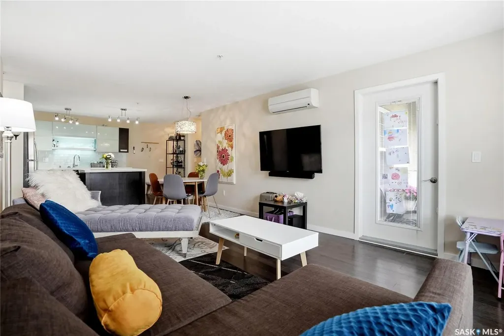 1640 Dakota Drive Regina SK S4Z 0A4