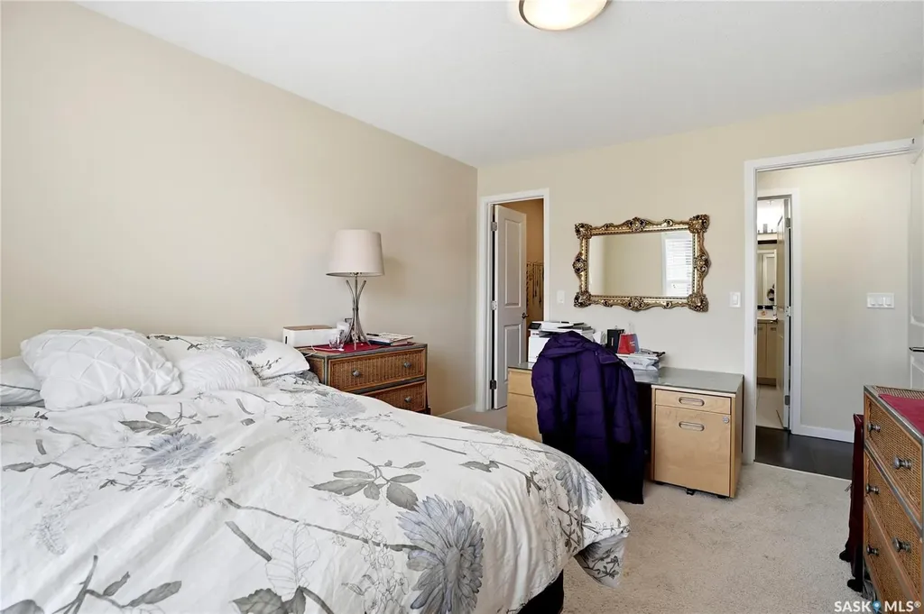 1640 Dakota Drive Regina SK S4Z 0A4