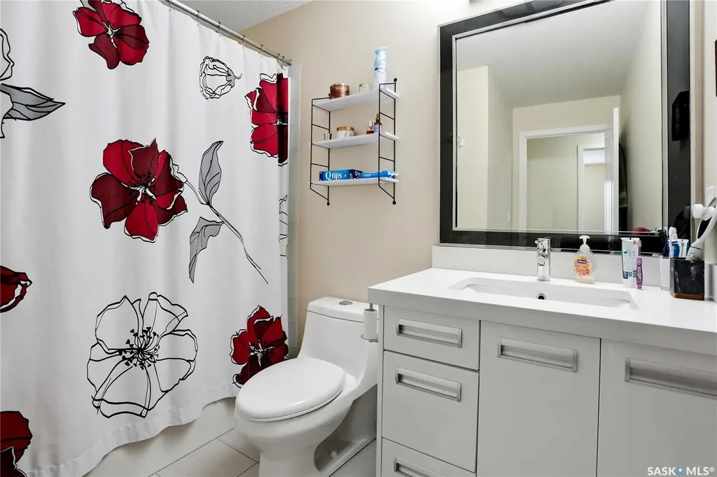 1640 Dakota Drive Regina SK S4Z 0A4