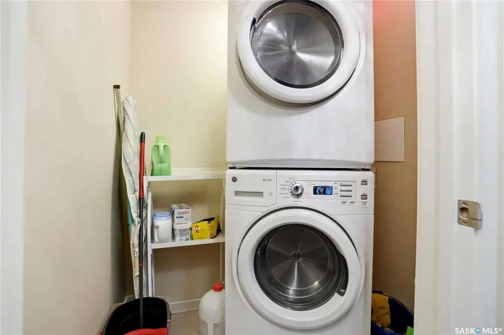1640 Dakota Drive Regina SK S4Z 0A4