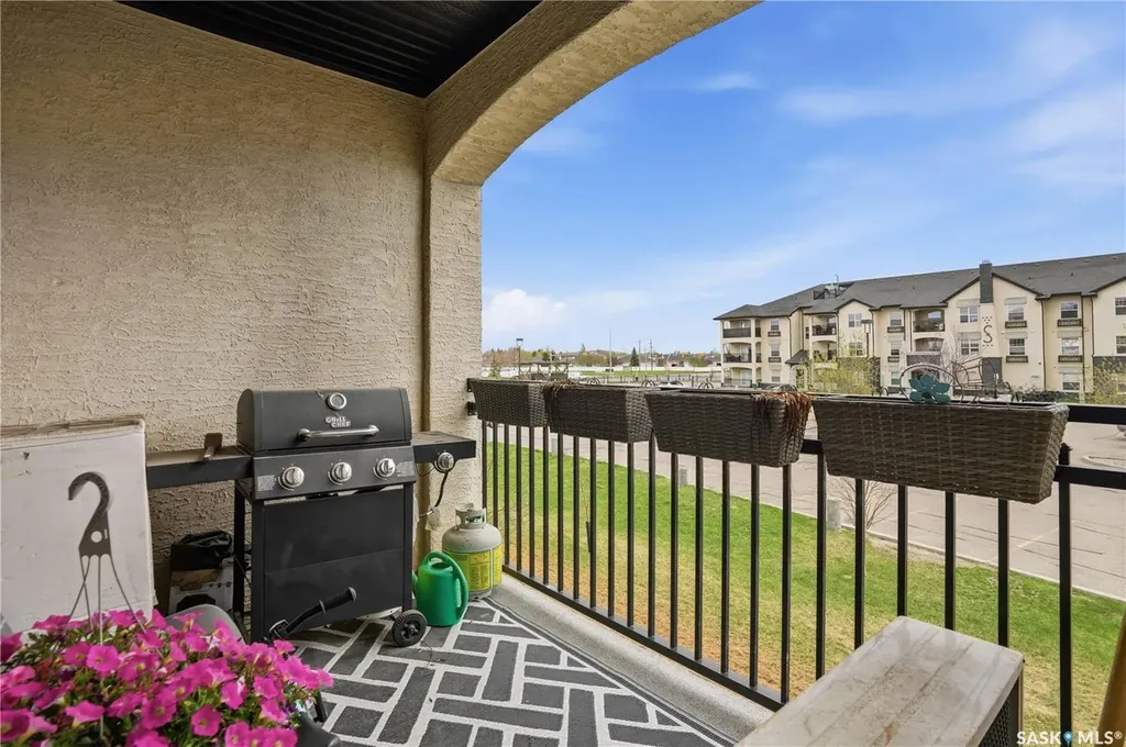 1640 Dakota Drive Regina SK S4Z 0A4